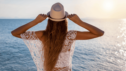 Strapazierte Haare im Sommer – Was schädigt dein Haar im Sommer? - myrapunzel